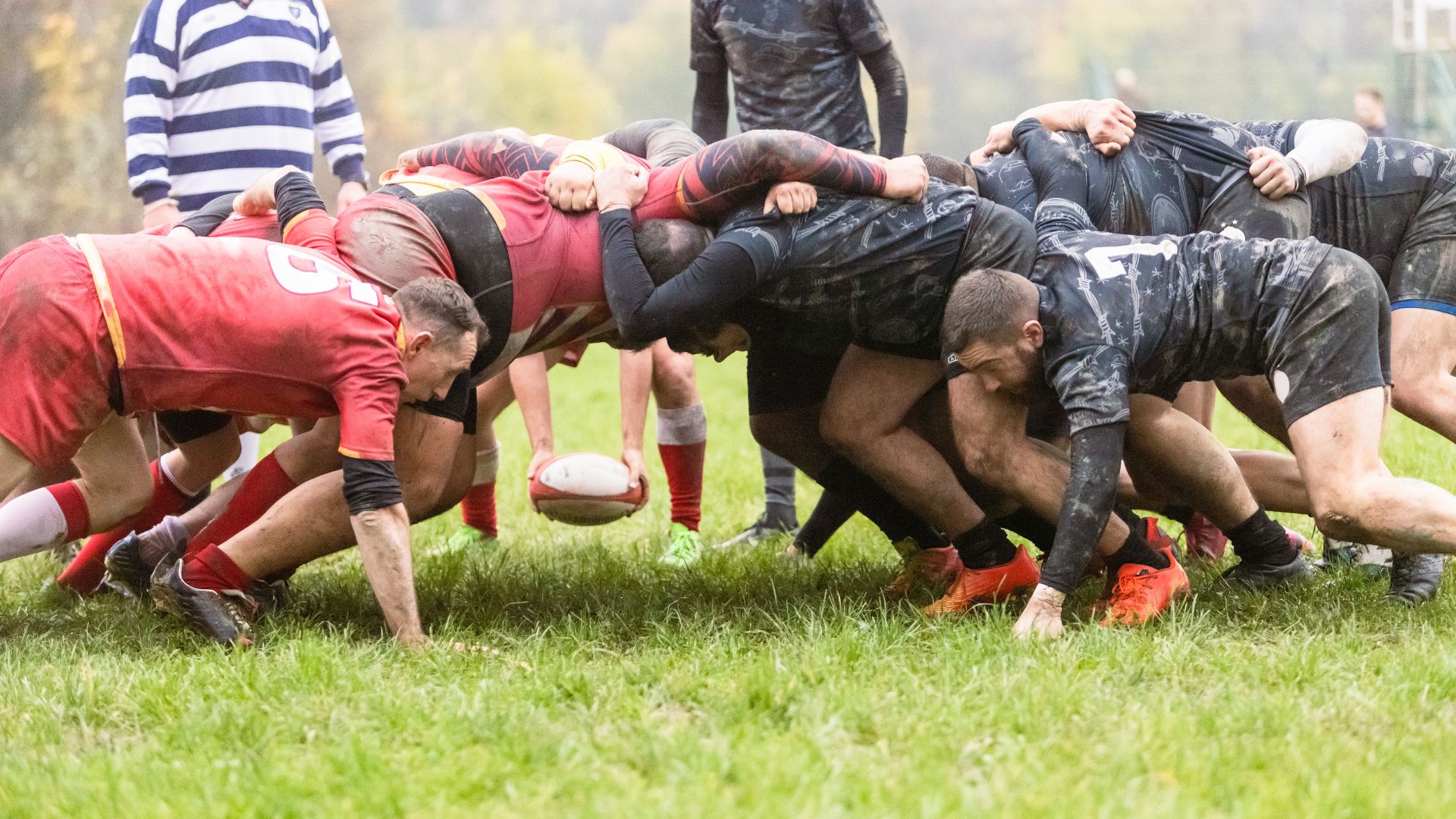 rugby phase ruck